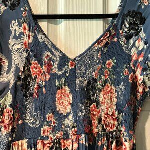 Mini Mesh Dress with V Neck/